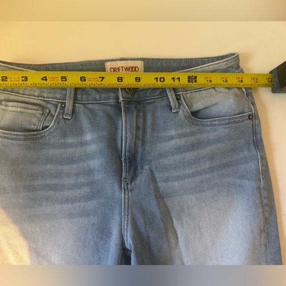 Driftwood Women's Cropped Jeans Size 28 Blue Candace Mid Waist Straight Hem Leg - Picture 9 of 12